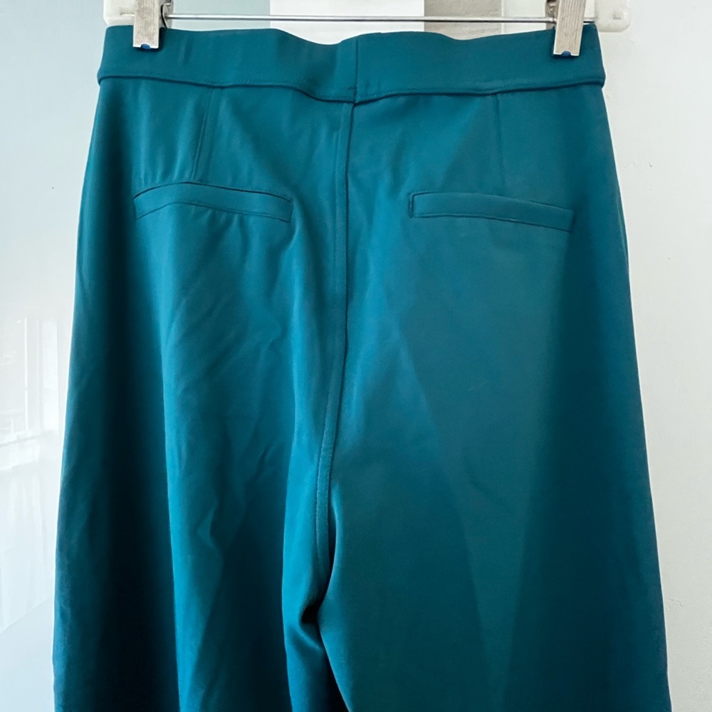 Halara Flex™ DayStretch High
Waisted Pocket Straight Leg Work Small - Picture 7 of 11